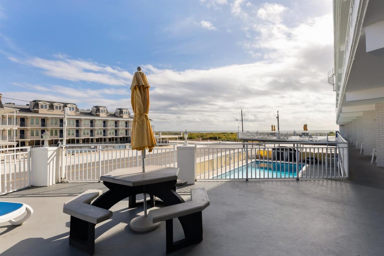 6201 Ocean Ave, Unit 204 - The Nassau Inn ไวลด์วูด ภายนอก รูปภาพ