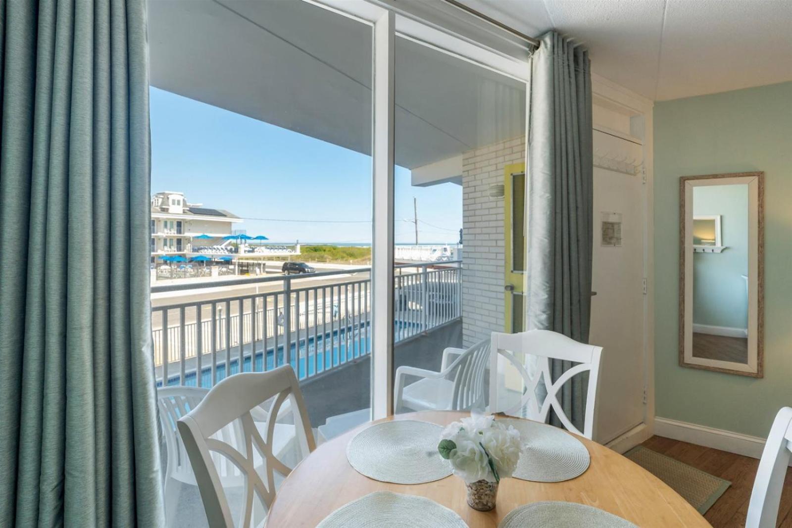 6201 Ocean Ave, Unit 204 - The Nassau Inn ไวลด์วูด ภายนอก รูปภาพ